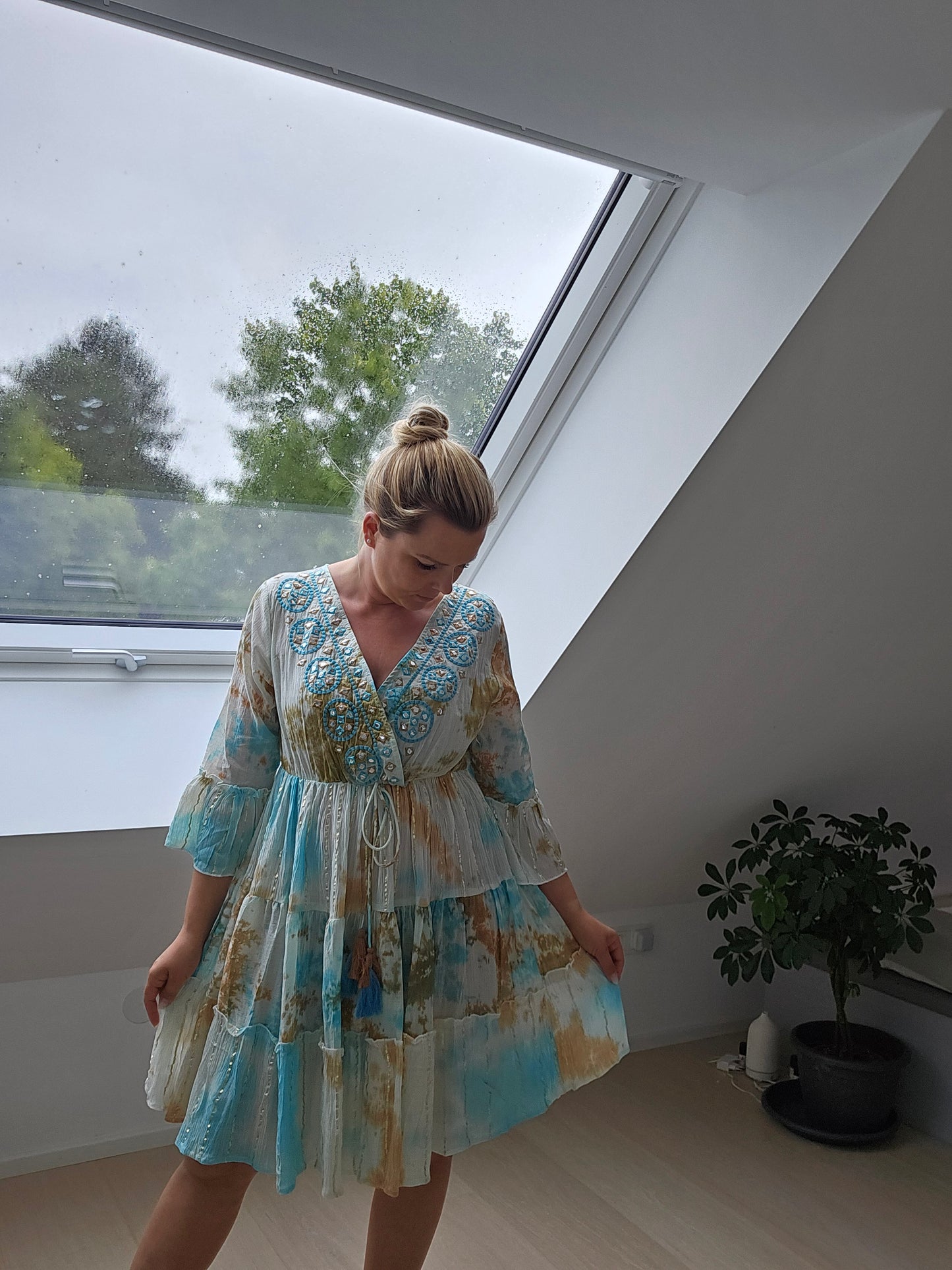Sommerkleid mit Akzenten Blau/ Türkis