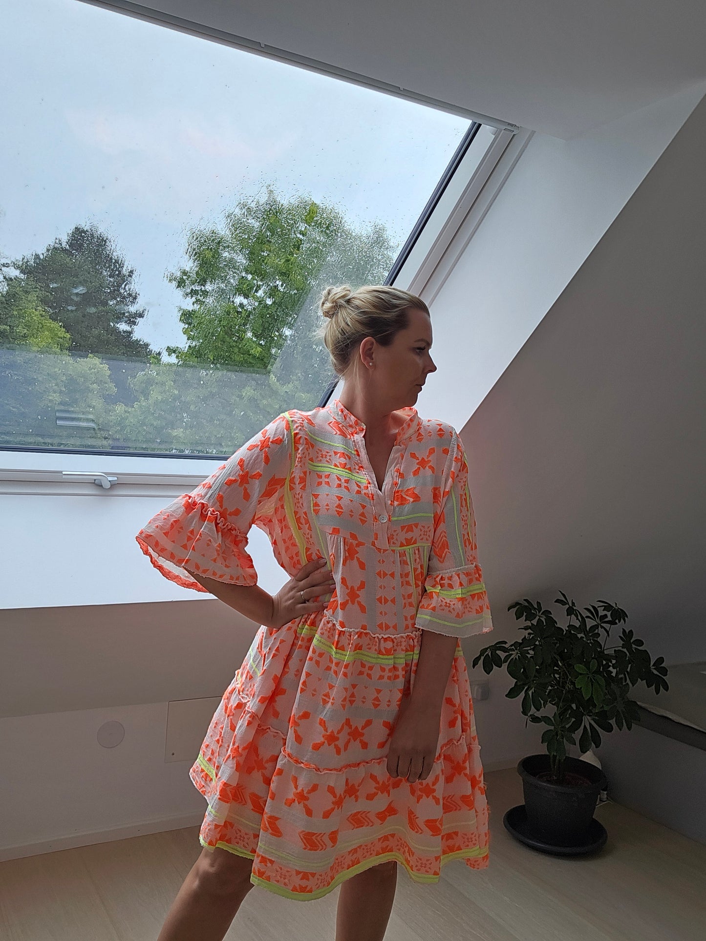 Sommerkleid  / neonfarbe